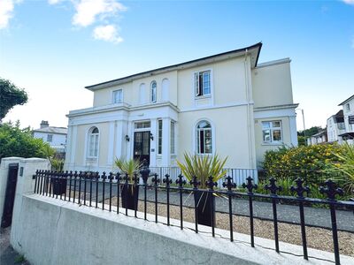1 bedroom  Flat for sale