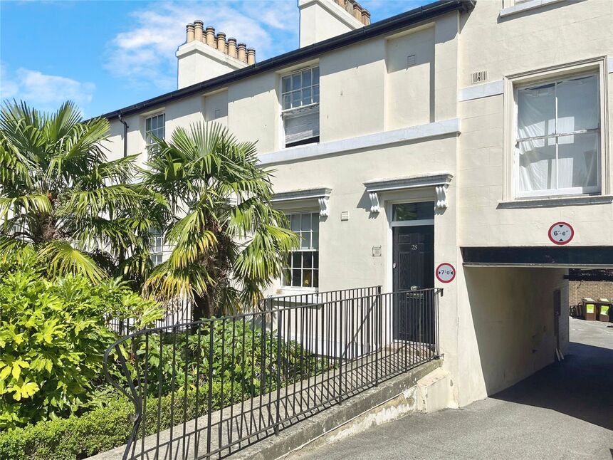 Main image of Flat for sale, Garden Road, Tunbridge Wells, Kent, TN1