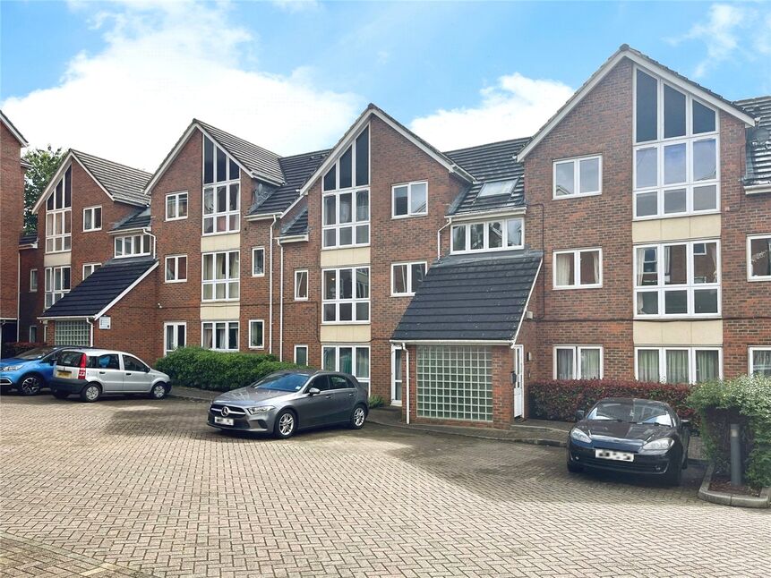 Main image of 2 bedroom  Flat to rent, North Farm Road, Tunbridge Wells, Kent, TN2