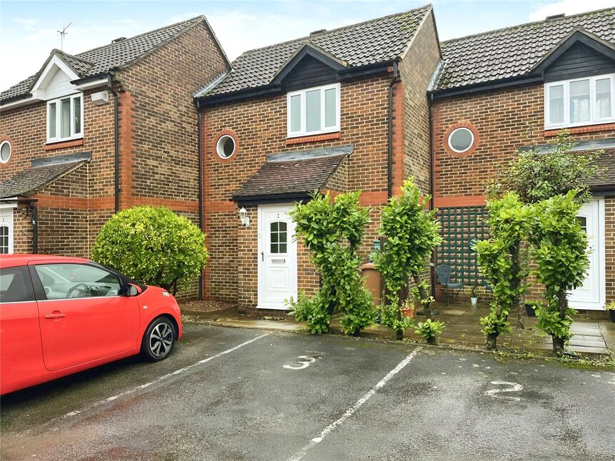 Main image of 1 bedroom Mid Terrace House for sale, Hawkenbury Mead, Tunbridge Wells, Kent, TN2
