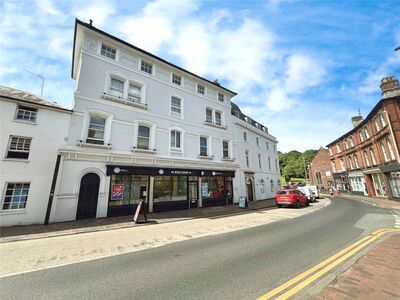 Nevill Street, 2 bedroom Flat to rent, &pound;1,750 pcm
