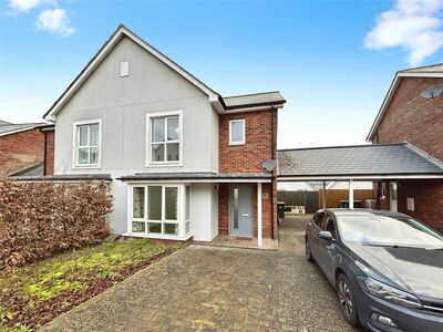 The Avenue, 3 bedroom Semi Detached House to rent, &pound;2,500 pcm