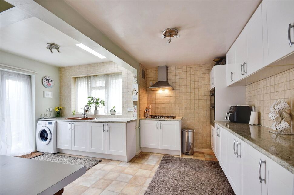 Kitchen / Breakfast Room
