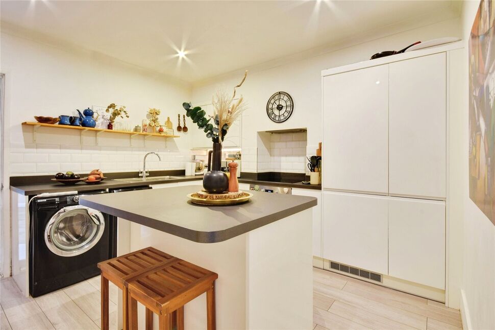Kitchen / Breakfast Room