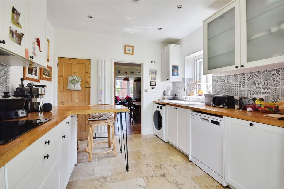 Kitchen / Breakfast Room