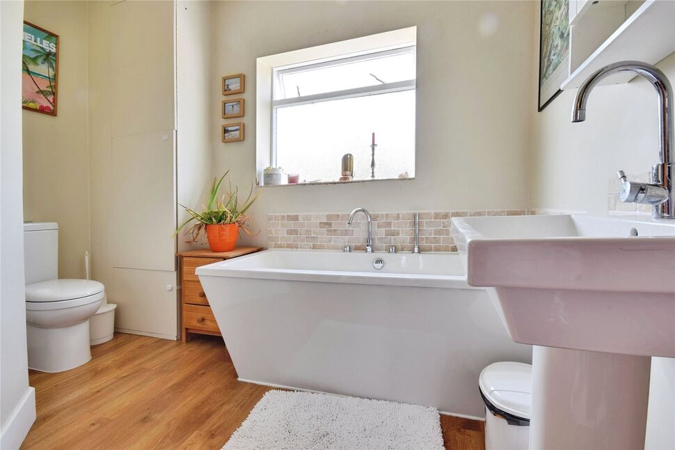 Bath / Shower Room WC