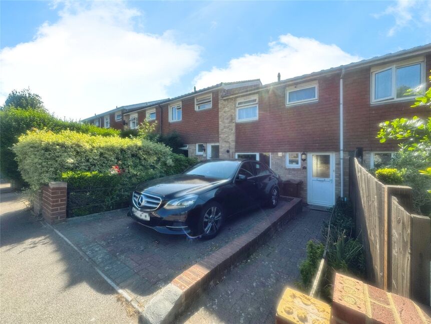 Main image of 4 bedroom Mid Terrace House to rent, Liptraps Lane, Tunbridge Wells, Kent, TN2