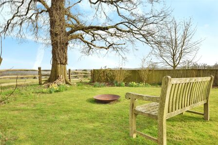 Butcherfield Lane, 3 bedroom Mid Terrace House for sale, £700,000