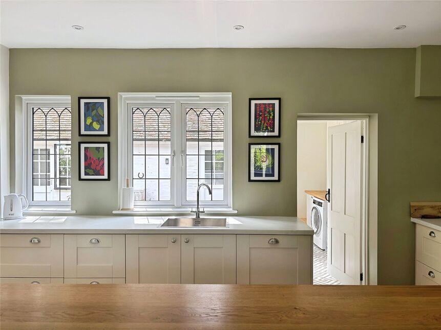 Kitchen / Breakfast Room