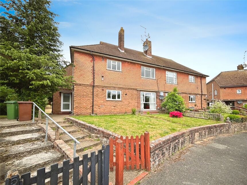 Main image of 2 bedroom Flat for sale, Charltons Way, Tunbridge Wells, Kent, TN4