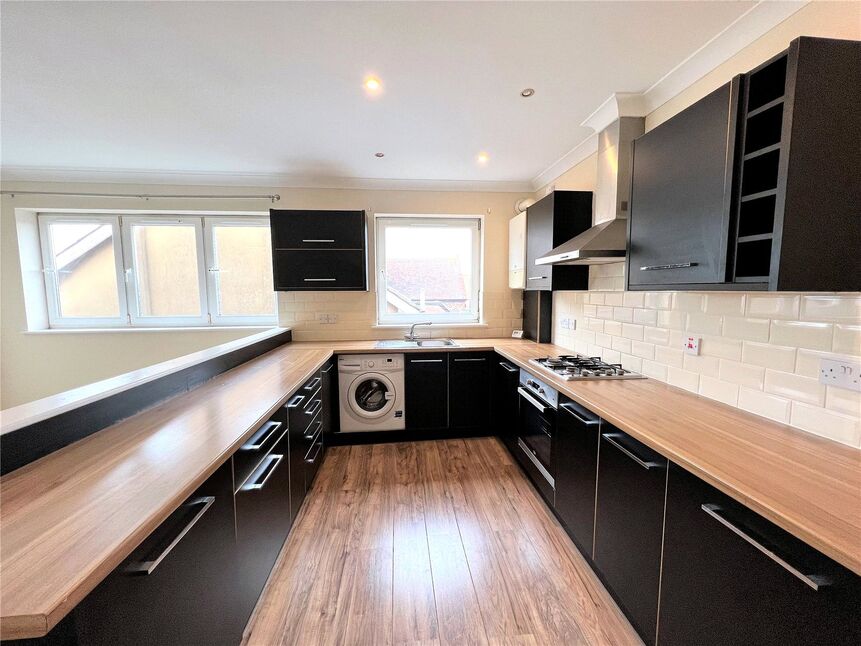 Kitchen / Living Room