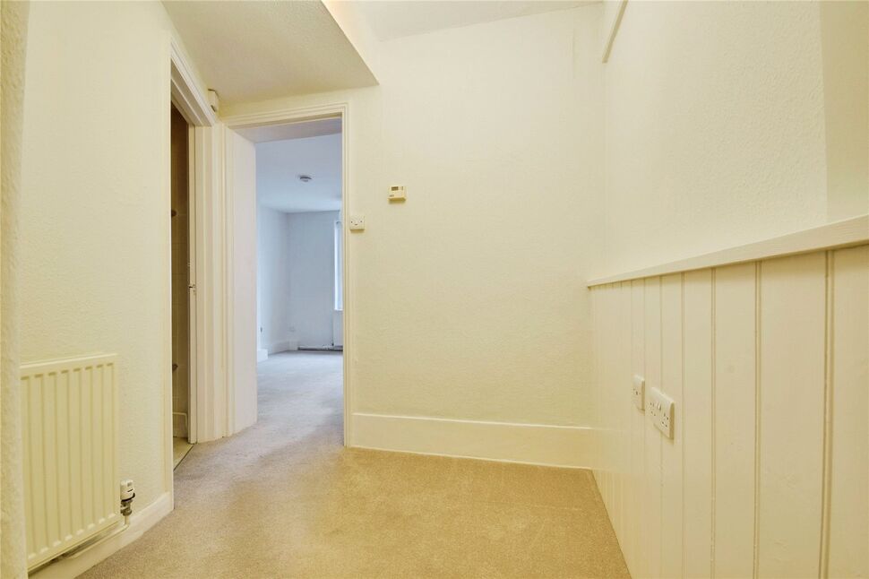 Inner Hallway / Study Area