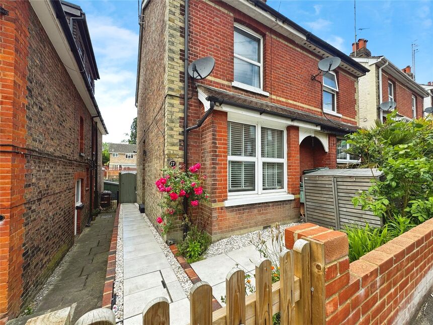 Main image of 2 bedroom Semi Detached House for sale, Woodland Road, Tunbridge Wells, Kent, TN4