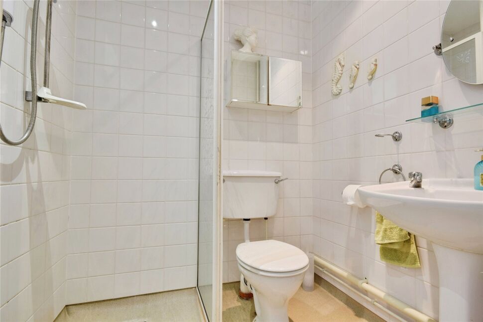 En-Suite Shower Room WC