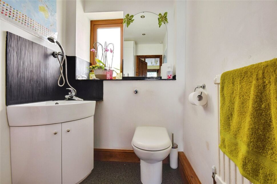 Cloakroom WC