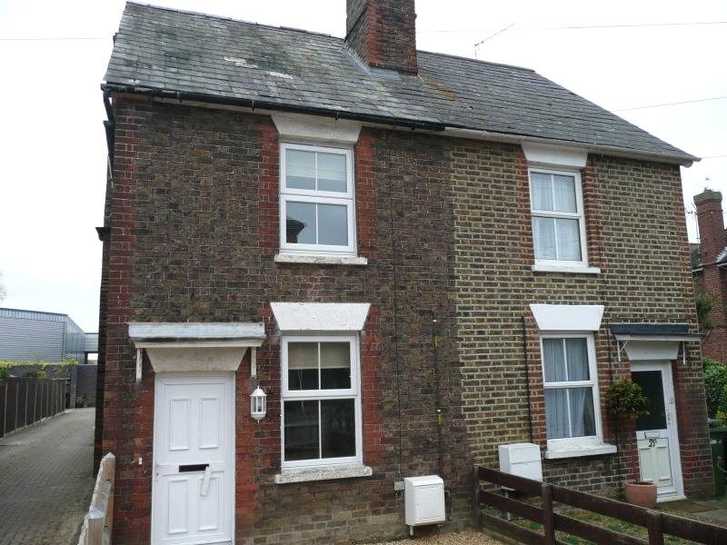 Main image of 3 bedroom Semi Detached House to rent, Maidstone Road, Paddock Wood, Kent, TN12