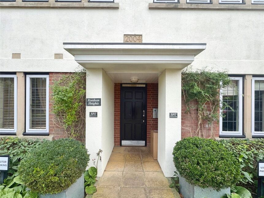 Main image of 1 bedroom  Flat for sale, Roedean Road, Tunbridge Wells, Kent, TN2