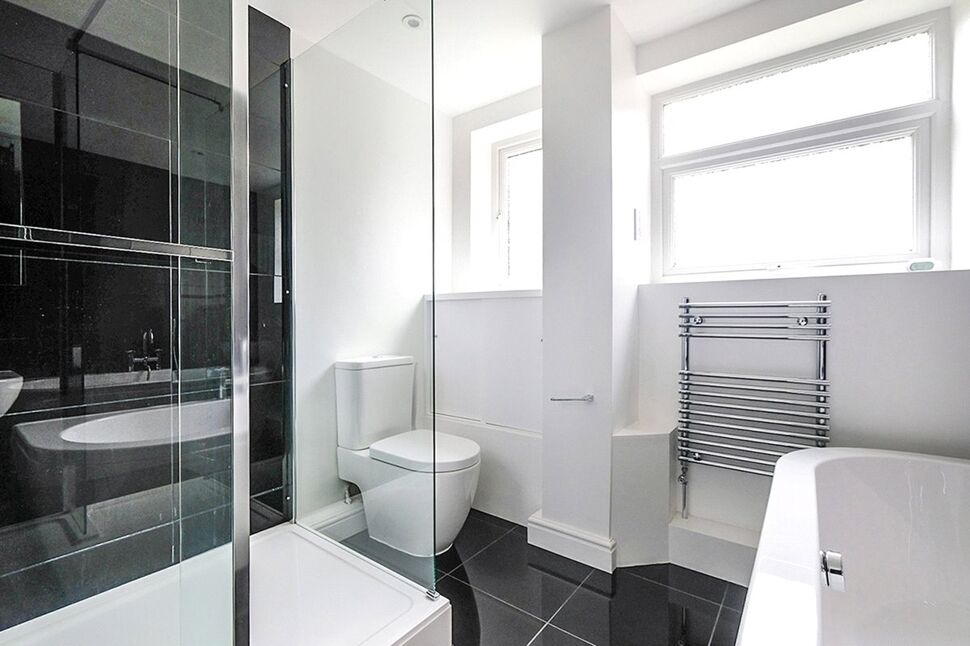 Bathroom / Shower Room / WC