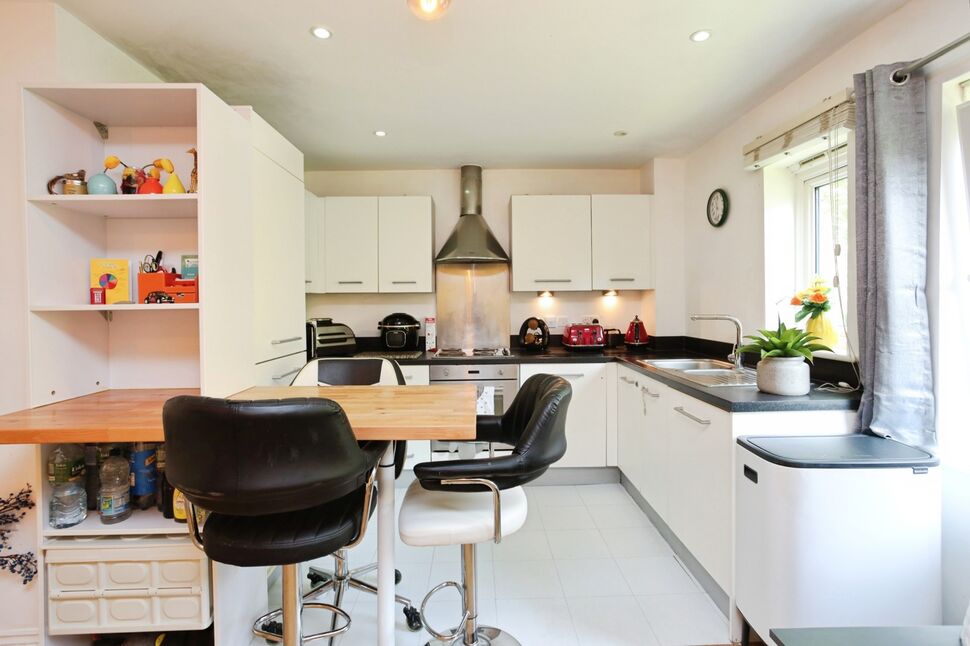 Kitchen / Living Room