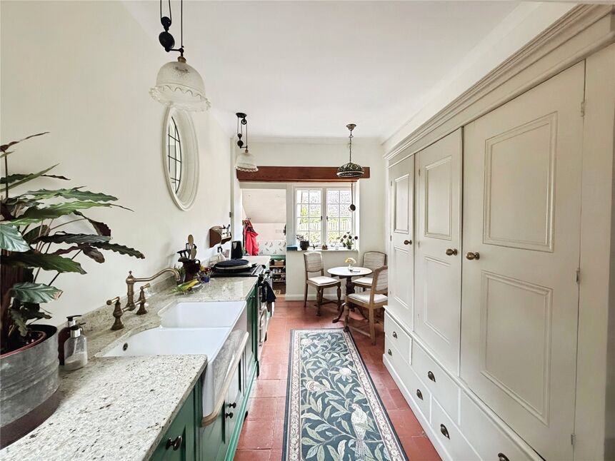Kitchen / Breakfast Room