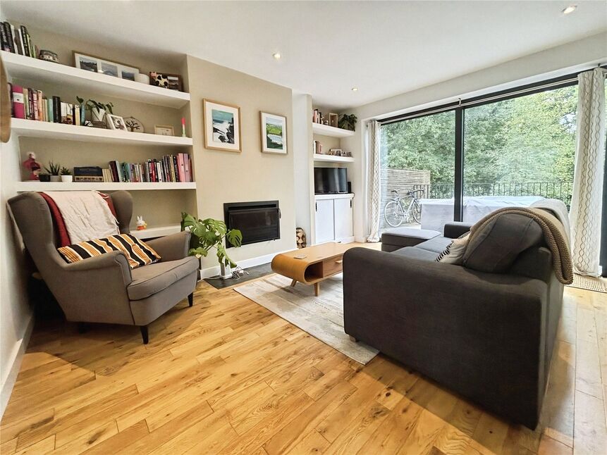 Main image of 3 bedroom Semi Detached House to rent, Coniston Avenue, Tunbridge Wells, Kent, TN4