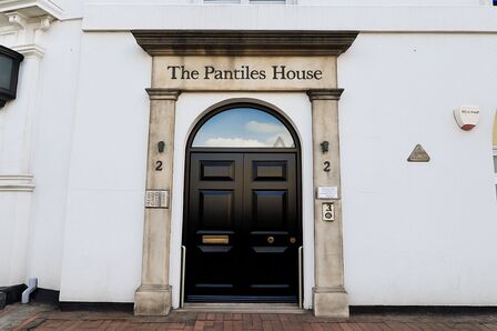 Nevill Street, 2 bedroom  Flat to rent, £1,500 pcm