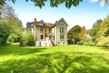 1 bedroom  Flat for sale