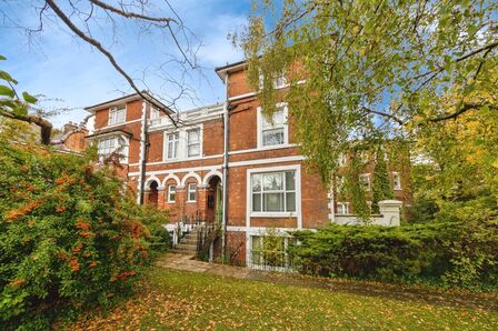 1 bedroom  Flat for sale