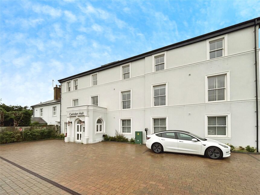 Main image of 2 bedroom  Flat to rent, High Street, Pembury, Kent, TN2