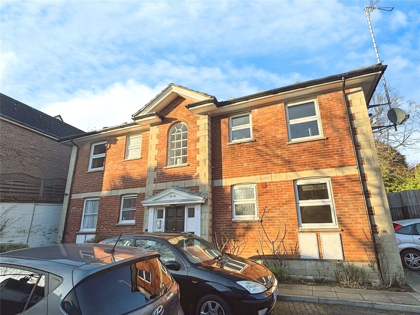 Main image of 1 bedroom Flat to rent, Woodbury Park Road, Tunbridge Wells, Kent, TN4