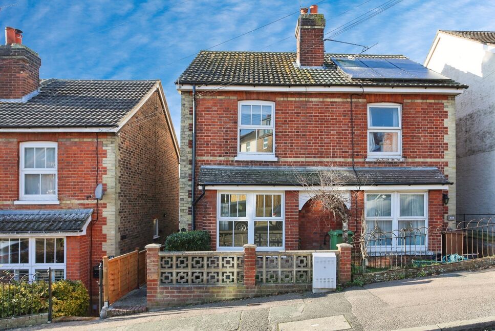 Main image of 2 bedroom Semi Detached House for sale, Woodland Road, Tunbridge Wells, Kent, TN4