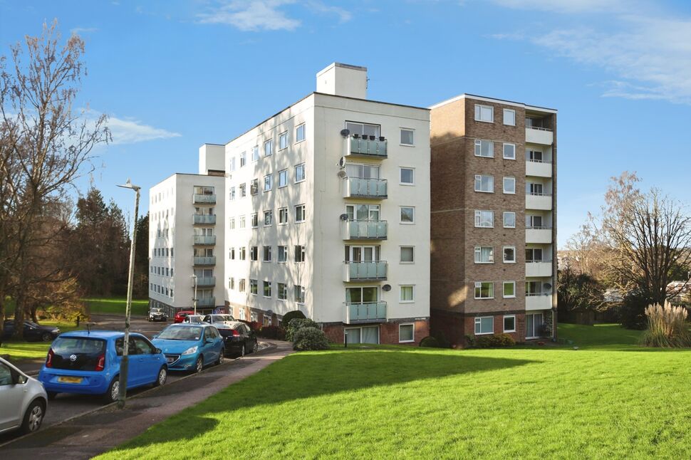 Main image of 1 bedroom Flat for sale, Ferndale Close, Tunbridge Wells, Kent, TN2