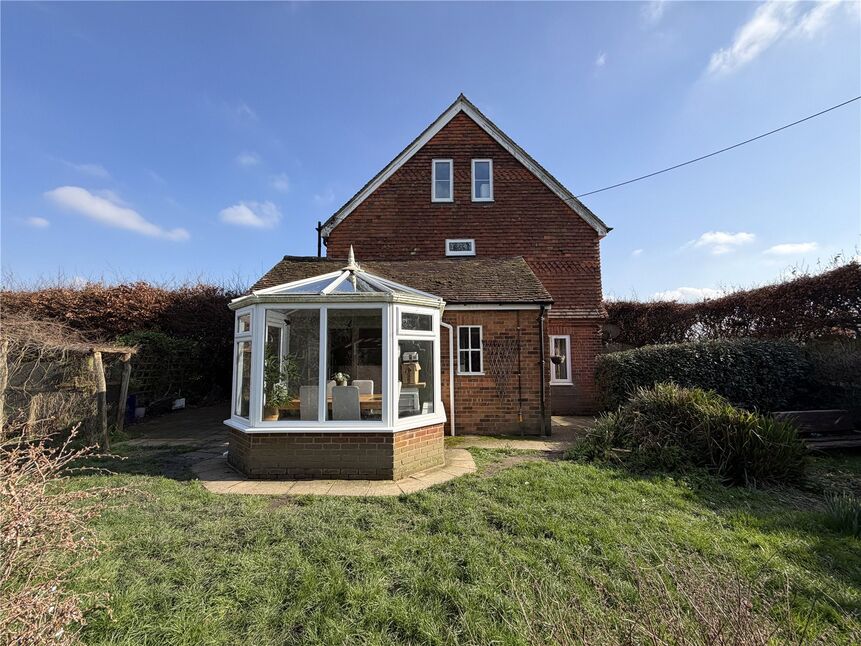 Main image of 3 bedroom Semi Detached House for sale, Goudhurst Road, Lamberhurst, Kent, TN3