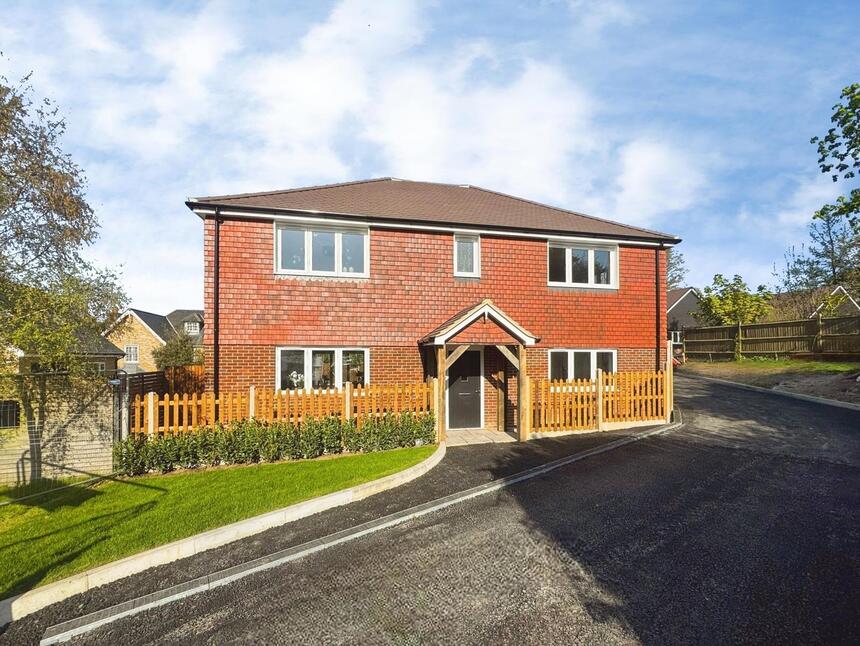 Main image of 4 bedroom Detached House for sale, Henwood Green Road, Pembury, Kent, TN2