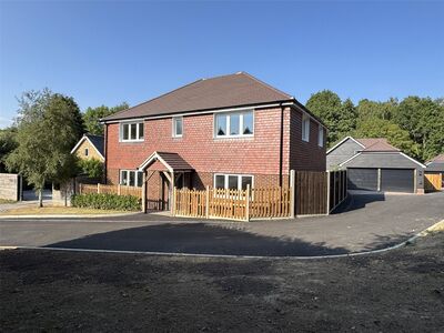 Henwood Green Road, 4 bedroom Detached House for sale, &pound;899,999
