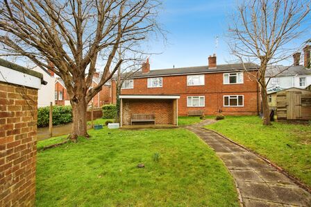 North Street, 1 bedroom Flat for sale, &pound;170,000