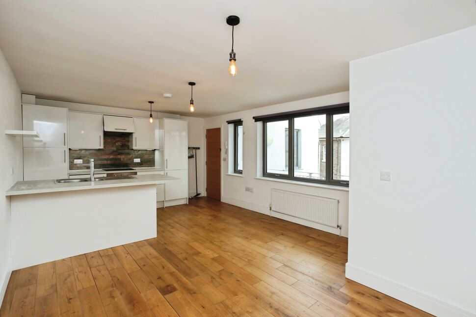 Kitchen / Living Room