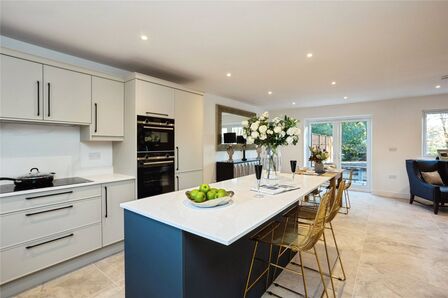 Henwood Green Road, 3 bedroom Detached Bungalow for sale, &pound;730,000