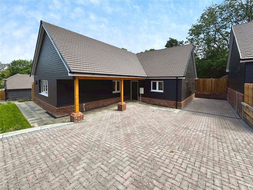 3 bedroom Detached Bungalow for sale