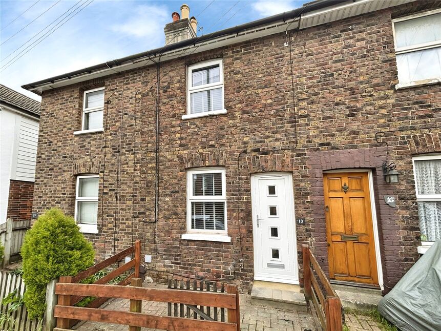 Main image of 2 bedroom Mid Terrace House to rent, Quarry Road, Tunbridge Wells, Kent, TN1