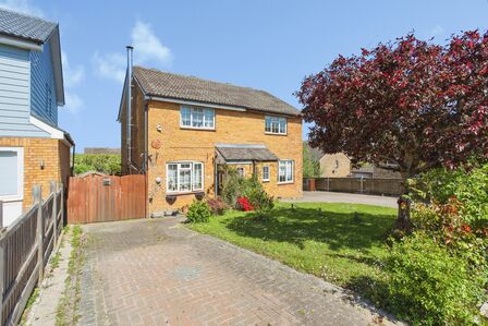 Link Way, 3 bedroom Semi Detached House for sale, &pound;375,000