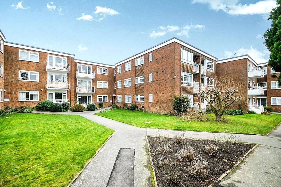Main image of 2 bedroom Flat to rent, Chilston Road, Tunbridge Wells, Kent, TN4