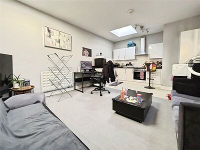 1 bedroom Flat to rent