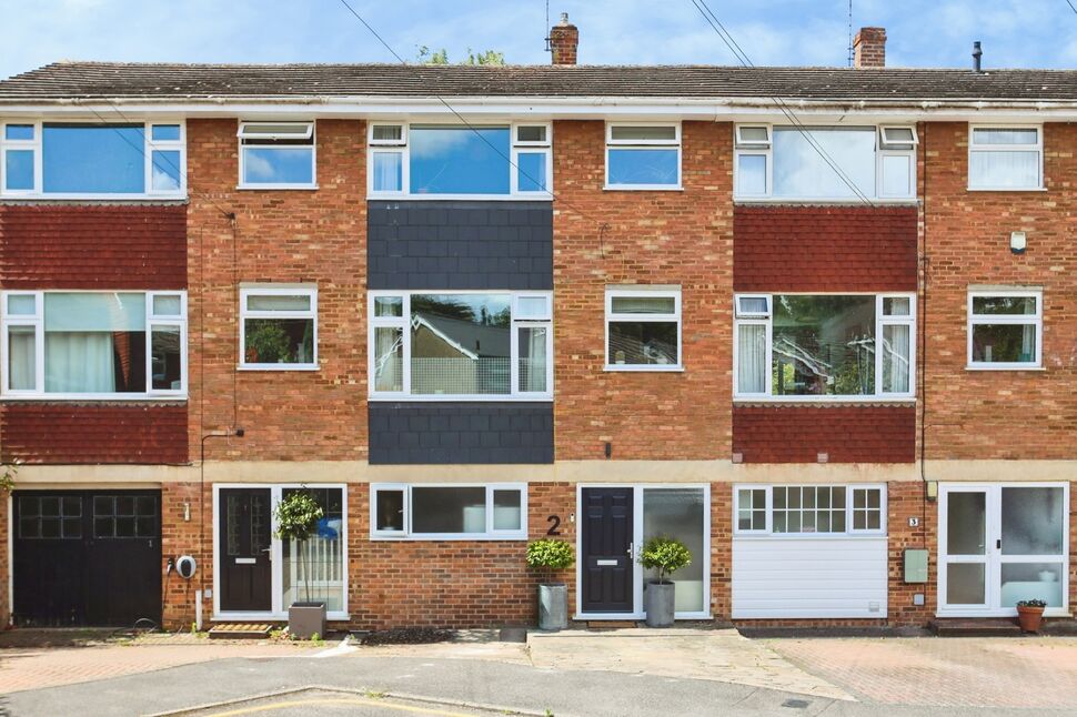 Main image of 4 bedroom Mid Terrace House for sale, Meadow Close, Sevenoaks, Kent, TN13