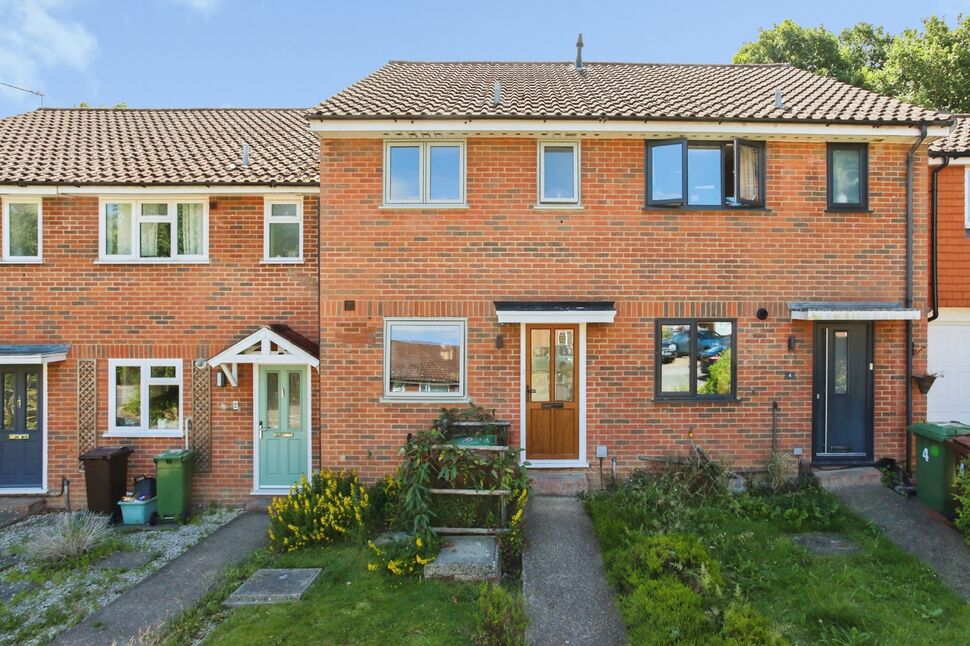 Main image of 2 bedroom Mid Terrace House for sale, Barnetts Way, Tunbridge Wells, Kent, TN4