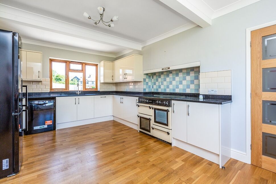 Kitchen / Dining Room