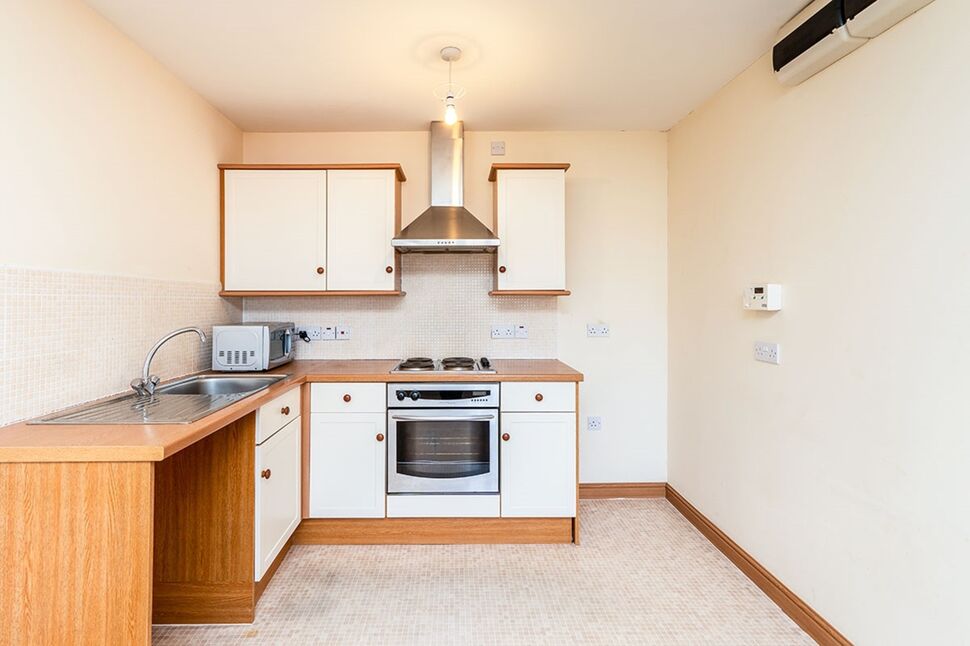 Open Plan Living Room / Kitchen