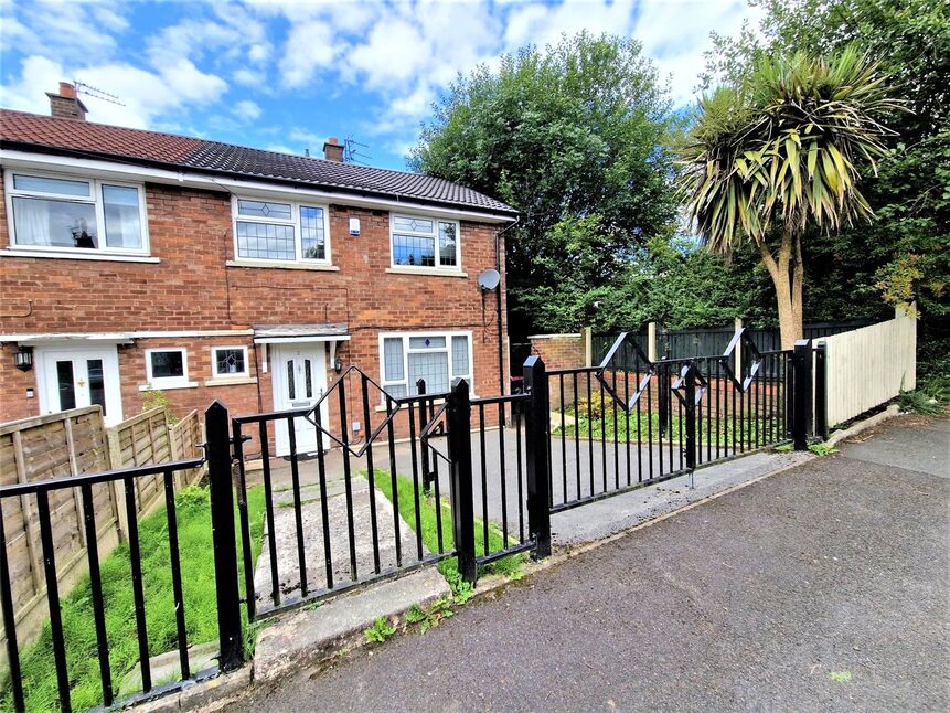 3 bedroom End Terrace House for sale, Yates Drive, Worsley, M28 £170,000