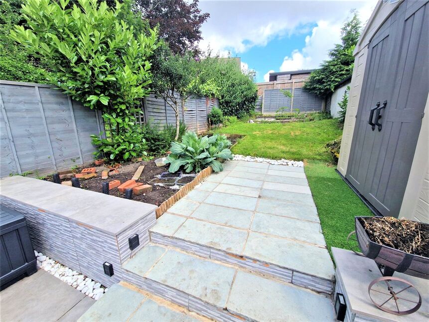 3 bedroom Semi Detached House for sale, Edge Fold Crescent, Worsley, M28 £250,000