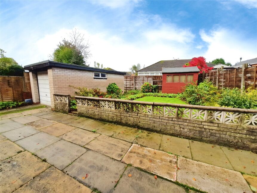 2 bedroom Detached Bungalow for sale, Vicars Hall Lane, Worsley, M28